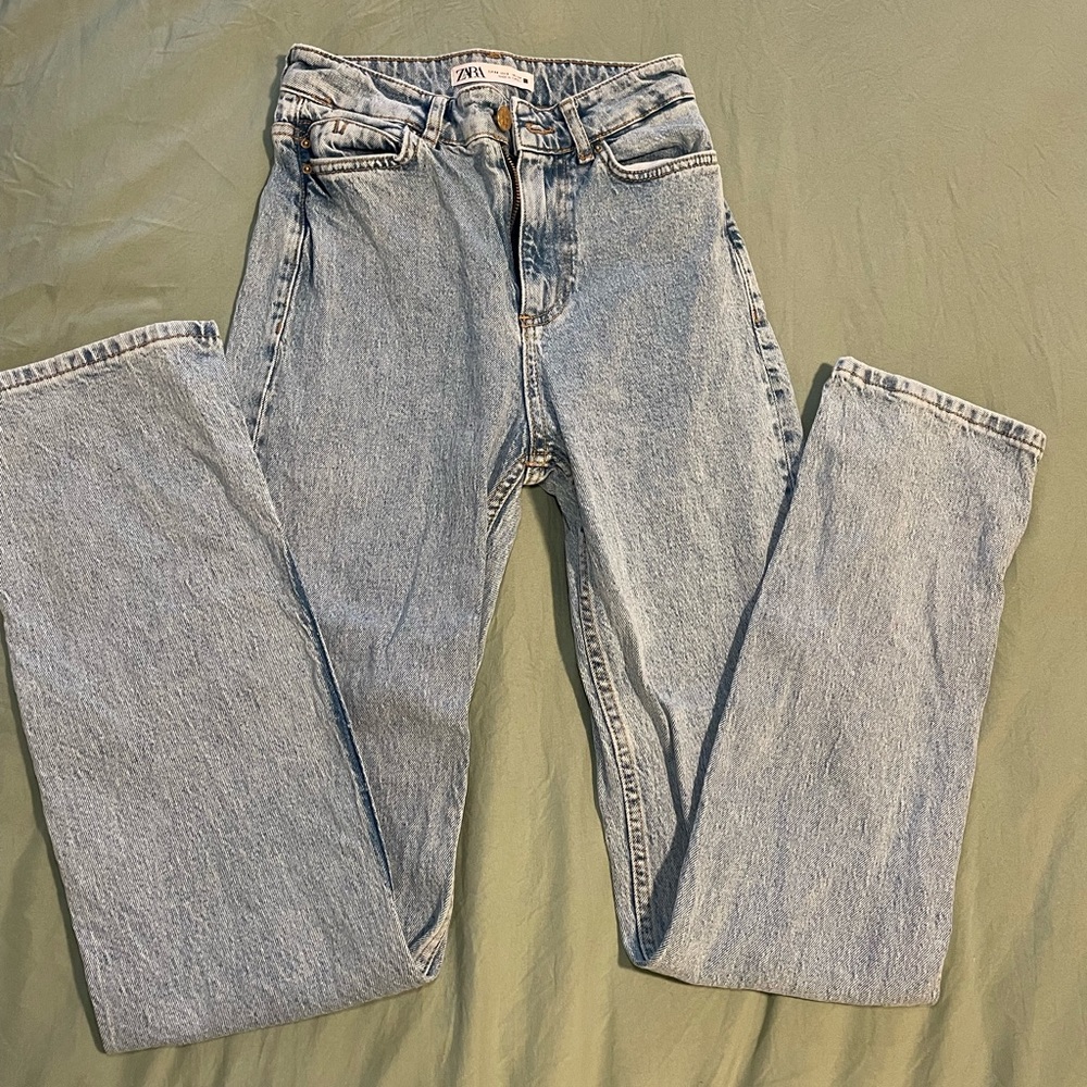 ZARA High Rise Straight Leg Jeans ✨NWOT✨- Light Wash- 24
